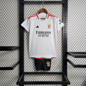 Kinder Benfica 2023/24 Drittes Set