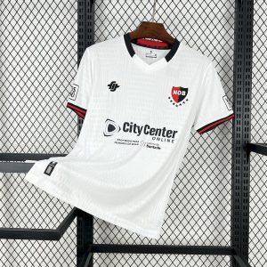 Club Atlético Newell's Old Boys 2025/26 Auswärtstrikot