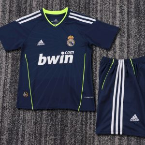 Real Madrid 2010/11 Auswärts Kinder Retro Trikot und Shorts