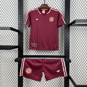Bayern München 2025/26 Terrasse Ikonen Kindertrikot