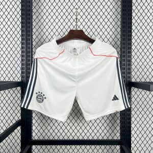 Bayern München 2025/26 Auswärtsshorts
