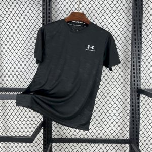 Under Armour 1043 Schwarzes T-Shirt