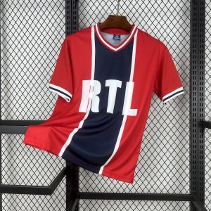 Paris Saint-Germain 1975 Auswärtstrikot (Nummer 11) im Retro-Stil